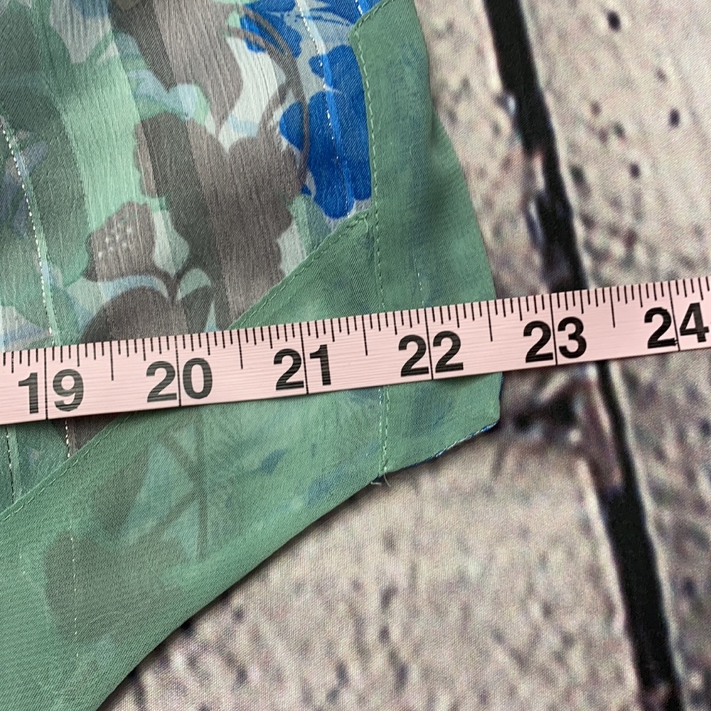 DKNY JEANS Green Floral Tunic Top Size: Medium - Picture 9 of 17